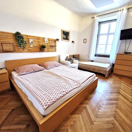 Varkeruelet Apartment Ödenburg