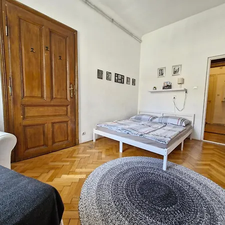 Varkeruelet Apartment *